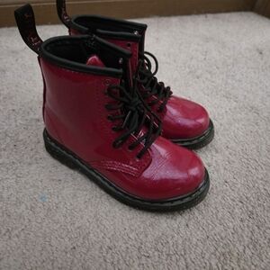 Dr. Martens Kids Shiny Red Boots